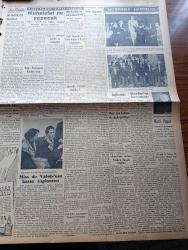 Vatan Gazetesi - 19 Mayıs 1950 - Atatürk'ün Samsun'a Ayak Basmasının 31. Yıldönümü - 19 Mayıs Bayramı - Demokrat Parti'nin Neşrettiği Beyanname - Celal Bayar Cumhurbaşkanlığına Getirilecek - Ahmet Emin Yalman Köşe Yazısı - Af Basın Ve Orman Kanunları Ele Alınıyor - Haşim İşcan Hakkında Tahkikat - Akif'in Evinde Yazan Neyzen Tevfik - Geçmişte Bugün Milli İhtilalin Başladığı Gün Yazan Feridun Fazıl Tülbentçi Yazı Dizisi - Montecarlo Radyosunun Saat Ayarı - Doğu Almanya'da Kurulan Ordu - Halil Özyörük Ve Baha Koldaş Demokrat Parti'ye Kaydolundu - Resimlerle Hadiseler - Kızıl Papaz Helwet Johnson Yumurta Ve Taş Yağmuruna Tutuldu - Kanuni Sultan Süleyman Yazan Feridun Fazıl Tülbentçi Yazı Dizisi - Satılık Emlak İlanı - Kağıtspor Sümerspor'u 4 1 Yendi - Yabancı Basında Demokratik Seçimlerin Manası Üzerine Yazılar - Perihan Altındağ Sözeri'nin Yeni Çıkan Plağı - Şükrü Tunar - Deflavin Bütün Haşaratı Yok Eder - İstanbul Ankara Radyosu Programı