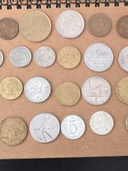 32 adet yabancı madeni para