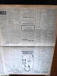 Vatan Gazetesi - 3 Temmuz 1953 - Meclis'te Askerî Yardım İçin Dün Görüşmeler Oldu - İtalyan Kabinesini De Gasperi Kuracak - Millet Partisi Hakkında Adli Tabikat Yapılıyor -  Raman Petrol Tankeri İstanbul'a Hareket Etti - Sebze Ve Meyveciler Mağlup Oluyorlar - 1953 Türkiye Güzellik Kraliçesi Ayten Akyol Taç Giydi - Amerika Güney Kore Görüşmesi Kesiliyor - Kraliçe 2. Elizabeth İrlanda'yı Ziyareti Protesto Edildi - Kadınlar Tekkesi Yazan Refik Halid Karay Yazı Dizisi -  Doğubank'ın Galata Şubesi Açıldı - İki Araba Vapuru Çarpıştı - 36 Eroinman Hastaneye Yatırıldı - Eskişehir Memleket Hastanesi Yapılıyor - Hoş Memo Karikatür - İsveç Hükümeti Naboland Davasını Protesto Ediyor - İstanbul Kapılarında Fethin Büyük Tarihi Romanı Yazan Feridun Fazıl Tülbentçi Yazı Dizisi - Uyanan Kıta Afrika Yazan Tunç Yalman - Yeni Bir Gün Doğacak Yazan Emmanuel Robles Yazı Dizisi - Doğu Berlin Ayaklanması Nasıl Başladı Nasıl Bastırıldı - Şoförler Arasındaki Futbol Maçı - Puro Tuvalet Sabunu
