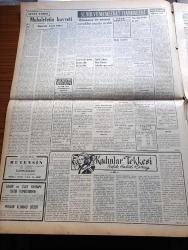 Vatan Gazetesi - 24 Haziran 1953 - Ahmet Emin Yalman Köşe Yazısı - Başbakan Adnan Menderes İsmet İnönü'nün Nutkunu Siyasi Hayatta Merhale Saydı - Ekonomi Ve Ticaret Bakanı Fethi Çelikbaş İktisadi Durumu Anlattı - İran'da Siyasi Durum Gittikçe Gerginleşiyor - Ankara Atina Takımları Bugün Karşılaşıyor - Cumhuriyet Halk Partisi Kurultayında İkinci Gün - CHP Malları Görüşülemedi - Mısır Cumhuriyet Şenlikleri Yapıyor - İzmir'de NATO Karargahında - Kadınlar Tekkesi Yazan Refik Halid Karay Yazı Dizisi - Gölcük Fenerinde Beyaz Işık Yanacak - Kimsesiz Ve Serseri Çocuklar Yurdu Açıldı - Tokyo Güzeli Yoko Kimura - Sümerbank - Hoş Memo Karikatür - Kaliforniya'da Komünist Partisi Kanun Dışı Edildi - Türk Tuvaletleri Paris'te Heyecanla Alkışlandı - İsmail Altınok'un Sergisinde Yazan Hamit Görele - İstanbul Kapılarında Fethin Büyük Tarihî Romanı Yazan Feridun Fazıl Tülbentçi Yazı Dizisi - İstanbul Sineması Programı - Movado Saat - Puro Tuvalet Sabunu - Yeni Bir Gün Doğacak Yazan Emmanuel Robles Yazı