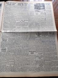 Vatan Gazetesi - 18 Aralık 1954 - Ahmet Emin Yalman Köşe Yazısı - Yunan Hükümeti Şiddetli Ve Ciddi Tedbirler Alıyor - Başvekil Adnan Menderes Yeni Yatırımlar Yapılacağını Söyledi - Mevlana Anıldı - Celal Bayar'a Kıbrıs'tan Sevinç Telgrafları Çekildi - Büyük Bir Eroin Şebekesi Tutuldu - Caddeler Açıkhava Garajı Halini Aldı - Otomobil Sevdası Yazan İsmail Ateş Yazı Dizisi - 1 Milyon Palamut Tutuldu - Bir Güzel Esmer Alman Kadını İmregard Margerete Casus Yakalandı - Çam Katliamı İstanbul'da Devam Ediyor - Antalya'da Bir Radyo İstasyonu Kuruluyor - Stalin Nasıl Öldürüldü Çeviren Rahşan Ecevit Yazı Dizisi - İstanbul'da Başıboş Köpeklerle Mücadele Lazım - Televizyonda İllüzyon Bir Kemanı 4 Kişi Çalıyor - Sir Julius Levy'nin Yükselişi Yazan Daphne Du Maurier Yazı Dizisi - Sabahçı Kahveleri Yazan Cengiz Tuncer - San Francisco'da Atoma Karşı Tedbir Alındı - Fenerbahçe Galatasaray Maçı Arifesinde - Fenerbahçe Kalecisi Şükrü Ersoy - Galatasaray Kalecisi Turgay Şeren - Beşiktaş Emniyet Maçı