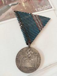 İKİNCİ DÜNYA SAVAŞI ALMANYA NAZİ ASKERİ GÜMÜŞ KAPLAMA MADALYA  VE HATIRA KOLEKSİYONLUK HİTLER GÖRSELLİ  PARA..