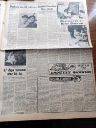 Vatan Gazetesi - 4 Eylül 1954 - Ahmet Emin Yalman Köşe Yazısı - Yunan Hükümeti Zor Durumda - Mareşal Tito Celal Bayar Şerefine Büyük Bir Ziyafet Verdi - Orgeneral Nurettin Baransel İzmir'e Fechteler Erzurum'a Gidiyor - Brezilya'da 250 Bin İşçi Grev Yaptı - Batılıların Rusya'ya Vereceği Nota Hazırlandı - İstanbul Ticaret Odası Başkanı Sait İbrahim Esi - 131 Köprü Yapılacak - Bu Toprak Uyanacaktır Yazan Muzaffer Buyrukçu Yazı Dizisi - Hilton Oteli Müdürleri Vali Fahrettin Kerim Gökay'a İzahat Verdi - Taksim Belediye Gazinosu Fuzuli İşgali Devam Ediyor - Rusya Komünizmin Tek Hâkimi Değildir - Telefon Konuşması %73 Arttı - Askerî Müze Mehter Takımı Başı Hasan Tahsin Parsadan'ın Cenazesi Kaldırıldı - Ölümünün Beşinci Yıldönümünde Cemil Bilsel - Kleopatra Yazan Emil Ludwig Yazı Dizisi - Bu Yerin Ötesinde Yazan Cronin Yazı Dizisi - Güreş Federasyonu Başkanı Vehbi Emre'nin Beyanatı - Galatasaray Kadıköyspor Basketbol Karşılaması - İzmir Atina Boks Karşılaşması - İngiltere'de Yirmi Bin Klüp