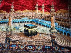 KABE  DİNİ TEMALI İPEK DUVAR HALISI 100x140 AZ KULLANILMIŞ 002