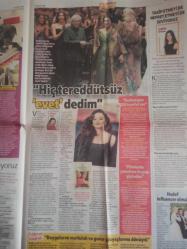 Milliyet Pazar Haftalık Aktüalite Sinema ve Magazin Gazetesi - 27 Eylül 2020 - 10 Yıllık Bir İnstagram Hikayesi - Çilek üzümlü dondurma - Şevket Çoruh ''Dert yumağı bir takke'' - Atık ekmekten biyoplastik - Harcaması bedava - Türkan Şoray - Yıldırım Mayruk - ''Film kostümlerimi kendim tasarladım'' - 15 günlük eğitimle Kovid-19 teşhisi - Şebnem Burcuoğlu - Dedektör köpekler işbaşında - Dursun Kaya - Murat Arslan - Toplanın Bill Gates'in parasını harcıyoruz - Mona Lisa mı La Lakers mı? - Çağdaş Ertuna - Takip Etmeyi de Nefret Etmeyi de Seviyoruz - Chiara Ferragni - Hedef influencer olmak - ''Hiç tereddütsüz 'evet' dedim'' - İlker Küçükparlak - ''Mutluluk zenginlik, başarı dayatması'' - Ceyda Ulukaya - Mustafa Seven - İzabella Üzümlü Sorbe - Kayıp üzümün peşinde - Aylin Öney Tan - Narince Kız ile Karaoğlan'ın Öyküsü fotoğraf ve haberi - Gazete tam değildir sadece 4 sayfası mevcuttur