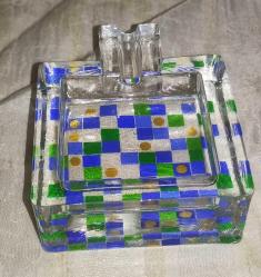 18097-ÇOK ŞİRİN CAM ÜZERİNE RENKLİ PUANTİYELER BEZENMİŞ KÜLLÜK