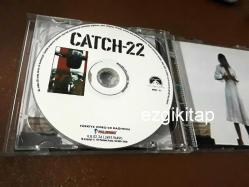 catch 22 vcd (PC'de denenmiştir)   joseph heller (anthony perkins martin balsam richard benjamin orson welles)