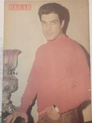 Pazar Haftalık Aktüalite Sinema Tiyatro Müzik ve Magazin Dergisi - 11 Kasım 1967 - Sayı:581 - Selda Alkor - Osman Seden Yeni Yıl Programını Açıkladı: 1968'in Gözdesi Olacak - POP Sabun Reklamı - İrfan Ünal - Ertem Eğilmez - Semiramis Pekkan - Filiz Akın - Kenan Kurt - Kartal Tibet - Zeynep Aksu - Semiramis Pekkan - Metin Erksan Filmin Çekimini Bırakınca Evdeki Hesap Çarşıya Uymadı - Türkan Şoray - Ediz Hun - Sema Özcan Aşkı Sona Erdi - Caniler Kralı Cinsiyet Değiştirdi - Dişi Killing Gülgün Erdem - Hanımların Köşesi - Yıldız Falınız - İzzet Günay: Artık Eski Huzuruma Kavuştum diyor - Aysel Tanju İki Yıl Sonra Yuvaya Döndü fotoğraf ve haberi - Tam Takım Dergi