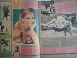 Pazar Haftalık Aktüalite Sinema Tiyatro Müzik ve Magazin Dergisi - 26 Temmuz 1968 - Sayı:618 - Selma Güneri - Yusuf Sezgin söylentileri yalanladı: - ''Fırtına dindi ve artık mutluyuz'' - ''Fırtına Balayı'' sona erdi ve Soydan'lar yuvalarına kavuştular - Hülya Selim - Melek Koçyiğit - Oya Peri geçte olsa kararını verdi: ''Sinemada istediğim noktaya ergeç varacağım'' - Birbiri ardına film çeviren Esen Püsküllü durmadan şişmanlıyor - Salih Güney - Zeynep Tedü - Bir zamanların ''Hızlı'' çapkını Salih Güney evlendikten sonra iyice uslandı - PURO Sabun Reklamı - Leyla Sayar'dan sonra Tülin Elgin'de dansöz oldu - Bebek davası Tamer Yiğit'i çok üzüyor - Figen Say - Pervin Par - Kartal Tibet - Sevda Nur'un ayakları kırıldı - Vahi Öz fotoğraf ve haberi - Tam Takım Dergi