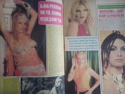 Pazar Haftalık Aktüalite Sinema Tiyatro Müzik ve Magazin Dergisi - 30 Aralık 1976 - Sayı:1058 - Seher Şeniz - Tülay Karaca - Esin Engin söyledi Aynur Aydan oynadı - Erkan Yolaç ve eşi her gün balayında - Uğur Akdora da boş zamanlarını değerlendiriyor - Yavuz Kartal - Melek Görgün - Seyyal Taner eski neşesine kavuştu - Öztürk Serengil, Kudret Şandra'ya göbek attırdı - Yılmaz Güney - Semra Özdamar - Hakan Balamir - Aytaç Arman - Müjde Ar'ın yıldızı parladı - Fikret Hakan - Ayhan Işık - Kartal Tibet - Sansür bütün yıl sinemaya korku saçtı - Nebahat Çehre - Yavuz Demir - İsmet Kasapoğlu - Emel Sayın - Arzu Okay - Meral Orhonsay - Fatma Girik dişi hamlet - Selma Güneri - Sadri Alışık - Gönül Yazar - Türkan Şoray - Yılmaz Güney - Hülya Koçyiğit - Cüneyt Arkın - Ajda Pekkan on yıl sonra Yeşilçam'da - Marisa Mell, Sadri Alışık'la oynayacak - Safa Önal - Prenses Banu fotoğraflı Pazar 1977 Takvimi Posteri - Dansöz Gamze Öz dışarda kazanıp Türkiye'de yiyor - Figen Han - Tam Takım Dergi