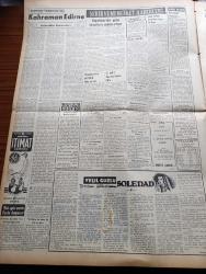 Vatan Gazetesi - 25 Kasım 1953 - Kabuslardan Sonra Yazan Ahmet Emin Yalman Köşe Yazısı - Memurlara Tazminat Verilmedi Teklif Edildi - Edirne Bugün Kurtuluşunu Kutluyor - Pakistan Devlet Reisi Gulam Muhammed Cuma Günü Geliyor - Türkiye Mısır'a Bir Nota Verdi- İngiltere'den Olan İthalat Düştü -  Başbakan Adnan Menderes Aylıkların Artırılacağını Söyledi - Atatürk'ün Naşının Anıtkabir'e Nakli Filmi - Yeşil Gözlü Soledad Yazan Greta Granor Yazı Dizisi - Olgunlaştırma Enstitüsü Şube Açıyor - Bozuk Ekmek Ve Bozuk Un - Şehir Hatları Vapurları Tamir Ediliyor - Konya'da Erkek Olan Kadın İntihar Etti - Hoş Memo Karikatür - Kılıçali Hamamı Yazan Adnan Veli Yazı Dizisi - Amerikan Havacılığı Hamle Yapıyor - Avni Dilligil Nevin Aypar Ve Aliye Rona Mahallenin Namusu Filminde Fotoğraf - Folklorcu Beli Kanık - Vefa Bugün Emniyetle Oynayacak - Millet Partisi Davasına Bugün Bakılıyor - Royal Air Ride Lastik - Arı Unları - Orion Radyo - Lazzaro Franco Kumaş - Poker Play Traş Bıçağı -  Pal Traş Bıçağı