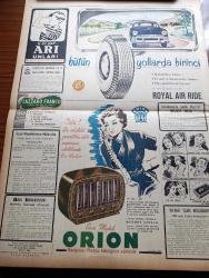 Vatan Gazetesi - 25 Kasım 1953 - Kabuslardan Sonra Yazan Ahmet Emin Yalman Köşe Yazısı - Memurlara Tazminat Verilmedi Teklif Edildi - Edirne Bugün Kurtuluşunu Kutluyor - Pakistan Devlet Reisi Gulam Muhammed Cuma Günü Geliyor - Türkiye Mısır'a Bir Nota Verdi- İngiltere'den Olan İthalat Düştü -  Başbakan Adnan Menderes Aylıkların Artırılacağını Söyledi - Atatürk'ün Naşının Anıtkabir'e Nakli Filmi - Yeşil Gözlü Soledad Yazan Greta Granor Yazı Dizisi - Olgunlaştırma Enstitüsü Şube Açıyor - Bozuk Ekmek Ve Bozuk Un - Şehir Hatları Vapurları Tamir Ediliyor - Konya'da Erkek Olan Kadın İntihar Etti - Hoş Memo Karikatür - Kılıçali Hamamı Yazan Adnan Veli Yazı Dizisi - Amerikan Havacılığı Hamle Yapıyor - Avni Dilligil Nevin Aypar Ve Aliye Rona Mahallenin Namusu Filminde Fotoğraf - Folklorcu Beli Kanık - Vefa Bugün Emniyetle Oynayacak - Millet Partisi Davasına Bugün Bakılıyor - Royal Air Ride Lastik - Arı Unları - Orion Radyo - Lazzaro Franco Kumaş - Poker Play Traş Bıçağı -  Pal Traş Bıçağı