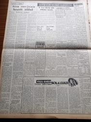 Vatan Gazetesi - 27 Kasım 1953 - Ahmet Emin Yalman Köşe Yazısı - Sovyet Rusya 4 Dış Bakanı Toplantısına iştirak Edecek - Otomobil Yarışlarının Neticesi Belli Oldu - Başbakan Adnan Menderes Ankara'ya Gitti - Öldürmeden Sanık Dilsizin Duruşması Başladı - Yunan Dış bakanı Stefanopulos Türk Dostluğu Esastır Dedi - Avrupa Ordusu İçin Verilen Kararlar - Basın Ve Ceza Kanunlarında Değişiklik Hazırlığı - Tütün Kongresi Bursa'da Toplandı - İngilterede Gece Maçı Sayısı Arttı - Yeşil Gözlü Soledad Yazan Greta Granor Yazı Dizisi - Sadık Aldoğan Başbakan Adnan Menderes'e Hakaretten Mahkum Oldu - Churchill Kabinesi Müşkül Durumda - Türk Amerikan İngiliz Dostluk Grubu Kuruldu - Samsun Liman İnşaatı Başladı - Afrika'da 4 Ay Yazan Tunç Yalman Yazı Dizisi - Kılıçali Hamamı Yazan Adnan Veli Yazı Dizisi - Yeni Bir Ticaret Şekli Senetsiz Sepetsiz Taksitle Satış - Veba Yazan Albert Camus Yazı Dizisi - Sinema Tenkidleri - Dört Dakikada İnsanı Öldüren Müthiş Bir Zehirli Gaz - Arsenal Takımının Öncülüğü