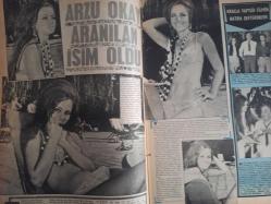 Pazar Haftalık Aktüalite Sinema Tiyatro Müzik ve Magazin Dergisi - 11 Eylül 1970 - Sayı:729 - Selma Güneri - Meltem Mete - Şantöz Gülay Alp - Soyunan şarkıcı Gülay Alp İsveç yolunda - Sahnenin Liraları Güzel Ama - Arzu Okay aranılan isim oldu - Safa Önal - Ayhan Işık - Salih Güney - Zühal Aktan - Seher Şeniz'i Yeşilçam paylaşamıyor - Ursula Andress - John Derek'den kurtulup Belmondo'ya sığınan Ursula değişik bir kadın oluvermişti - Belgin Doruk 7 ay sonra tekrar kamera önünde - Nebahat Çehre küpü dolduradursun - Nebahat Çehre - Yeşilçam İzmir'i sallıyor - Sadri Alışık - Çolpan İlhan - Kerem Alışık - Ayfer Feray - Nilüfer Koçyiğit - Fatma Girik - Lolita annesiyle barıştı - Tursil Deterjan Reklamı - Adnan Şenses'le Ülkü Özen'in oynadıkları fotoroman tamamlandı - Engin Çağlar - Kayıp aktör bulundu - Birsen Kaya fotoğraf ve haberi - Tam Takım Dergi