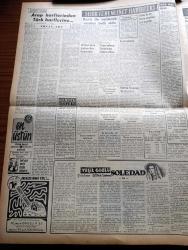Vatan Gazetesi - 1 Kasım 1953 - Meclis'in Mesuliyeti Yazan Ahmet Emin Yalman Köşe Yazısı - Celal Bayar'ın Amerika Seyahati Büyük Alaka Uyandırdı - Kasım Gülek Dün Beyanatta Bulundu - Cumhuriyet Halk Parti'lilerin Dövülmesi Hadisesi - Amerika Japonya'yı Silahlandıracak - Doğu Berlin'deki Kaynaşma - Millet Meclisi Celal Bayar'ın Nutku İle Bugün Açılıyor - Büyük Bir Eroin Şebekesi Meydana Çıkarıldı - İstanbul Üniversitesi Talebe Birliği Beyanname Yayınladı - Edinburg Dükü Kral Naibi Oluyor - Yeşil Gözlü Soledad Yazan Greta Granor Yazı Dizisi - Arap Harflerinden Türk Harflerine Yazan İhsan Ada - 10 Kasım Töreni İçin Hazırlıklar Devam Ediyor - İstanbul Liselilerin Lokali Açıldı - İran İngiltere İle Anlaşmaya Hazır - Eski Mısır Kralı Faruk Düelloya Davet Edildi - Veba Yazan Albert Camus Yazı Dizisi - İstanbul Kapılarında Fethin Büyük Tarihî Romanı Yazan Feridun Fazıl Tülbentçi Yazı Dizisi - Gripin - Kısa İlanlar - İstanbul Ankara İzmir Radyosu Programı - 1953 1954 Öğrenim Yılı - Ali Sipahi