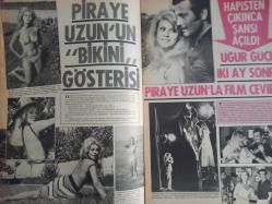 Pazar Haftalık Aktüalite Sinema Tiyatro Müzik ve Magazin Dergisi - 27 Ağustos 1971 - Sayı:779 - Piraye Uzun - Hülya Darcan - Fatma Girik makyajsız poz verdi - ''Ben böyle de güzelim'' - Seher Şeniz çıplaklıktan vazgeçemiyor - Kartal Tibet - Quink Mürekkep Reklamı - Piraye Uzun'un ''Bikini'' gösterisi - Uğur Güçlü iki ay sonra Piraye Uzun'la film çevirdi - Ve Esen Püsküllü sahnede - Devlet Devrim - Mine Mutlu - Selma Güneri - Nebahat Çehre - Ajda Pekkan - emel Sayın - Göksel Arsoy - Bahar Erdeniz - Serpil Örümcer - Sevda Ferdağ - Funda Gürçen - Miss Deodrant Reklamı - Muhterem Nur - Cihat Aşkın - Nigar Uluerer - Fatma Karanfil - Zeynep Aksu - Fikret Hakan - Ülkü Erakalın - Rüştü Asyalı - Sami Hazinses - Erol Taş - Hülya Koçyiğit - Tamer Yiğit - Feri Cansel fotoğraf ve haberi - Tam Takım Dergi