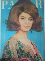 Pazar Haftalık Aktüalite Sinema Tiyatro Müzik ve Magazin Dergisi - 24 Aralık 1971 - Sayı:796 - Feri Cansel - Müşerref Tezcan - Halit Refiğ - Gül Temer - Seher Şeniz oryantal da karar kıldı - Bir Çılgın Rakkase - Kudret Şandra dans öğrettiği Yeşilçam'ın ünlülerini anlatıyor - Filiz Akın - Leyla Sayar - Hülya Koçyiğit - Ajda Pekkan - Necdet Tosun - Tulin Özek - Fatma Girik - Sevda Ferdağ - Aksu Battaniye Reklamı - Müşerref Tezcan'ın yüzü güldü - Zeki Müren kaç kılığa girdiler? - Mualla Kaynak - Zeki Müren - Nedret Güvenç - Jean M. Ayral - Aşk İyice Alevlendi - Sevim Tuna - Sevda Ferdağ - Fikret Hakan ve Hümeyra yeni evlerinde - ''AFACAN'' Londra'da film çevirecek - Pay İç Çamaşırı Reklamı - Hülya Koçyiğit - Fatma Girik - Zeki Müren - Rüştü Asyalı - Sami Hazinses - Selda Alkor - Münir Özkul - Oya Peri - Gülgün Erdem - Tufan Giray - Atıf Kaptan - Tülin Örsek - Serdar Gökhan - Göksel Arsoy - Erdem Siyavuşgil fotoğraf ve haberi - Tam Takım Dergi