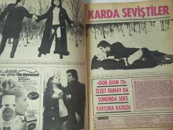 Pazar Haftalık Aktüalite Sinema Tiyatro Müzik ve Magazin Dergisi - 25 Şubat 1972 - Sayı:805 - Türkan Şoray - Piraye Uzun - Nigar Uluerer - Sürpriz Hediye - Selahattin Rezzan - Mine Mutlu - İzzet Günay - İlhan Engin - Funda Ege - Doktor Renaud Krem Reklamı - Okan Demir - Aynur Akarsu - Hülya Tuğlu - Uğur Güçlü - Emel Yücel - Lobi temizleme tozu reklamı - Mine Sun sinemaya dönüş yaptı - Gülgün Erdem - Bedevi Dilberi - Semra Yıldız - Yalnız filmde göbek atıyor - Engin Çağlar'la yakında dünya evine girecek olan Türkiye güzeli Filiz Vural - Tursil Deterjan Reklamı - Filiz Akın - Mualla Sürer - Müşerref Tezcan - Kadir İnanır - Nubar Terziyan - Kadir İnanır - Piraye Uzun - Tamer Yiğit - Feri Cansel - Yeşim Yükselen - Nur Soylu - Naki Yurter - Aytekin Akkaya fotoğraf ve haberi - Tam Takım Dergi