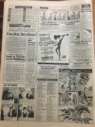 HÜRRİYET GAZETESİ 19 EYLÜL 1967 YIL :20 SAYI :6966--Birbirlerine taşla saldırıyorlar :Kanlı olaylar böyle başladı --Sivas ta dün Kayserililere  ait dükkanlar  ateşe verildi ---Anne ve babalar  hastane kapılarında ağlaşıyor --Bakanlar Kurulu Toplandı -- Gerekli tedbiri almayan Kayseri  Valisi Suçlanıyor : Facia kurbanlarının 38 i Sivaslı ,2 si Kayserili ---Bir yarış otomobili seyircilerin arasına girdi , 6 kişi öldü ---Antrenör Hilmi :Ölümden döndük ---Altay ,lige maçı için kampa girdi ---Beşiktaş Rapid ---Ayağım kırılsaydı  da o golü atmasaydım --Spor -Toto da 13 Maçı 1 Kişi Bildi ---Spor tarihimizin kanlı pazarı -- Yeni ödeme kolaylığı : Skoda kamyonetleri ---Demirel bu sabah  Rusya ya gidiyor ---