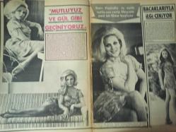 Pazar Haftalık Aktüalite Sinema Tiyatro Müzik ve Magazin Dergisi - 5 Mayıs 1972 - Sayı:815 - Esen Püsküllü - Müşerref Tezcan - ''Mutluyuz ve gül gibi geçiniyoruz'' - Serpil Örümcer - En güzel aşçı benim - Seyyal Taner, Tamer Yiğit sevişmek için otomobili seçtiler - Aşk otomobili - Seks Salgını - Sami Tunç - Yalnızlık Semra Sar'ın canına tak etti - Persil deterjan reklamı - Bir çırpıda Hülya Darcan - Melek Görgün yarışmada rakip tanımıyor - Hayati Hamzaoğlu - Çiftçi güzeli Seyhan Gümüş açılıp saçıldı - ALFA Banyo Köpüğü Reklamı - Nigar Uluerer - Avrupa'dan yüklü döndü - Birsen Kaya - Bitirim Kemal - Yıldırım Gencer - Tijen Dorsay - Gülgün Erdem Judo'dan sonra karate öğrendi - Zeynep Aksu Milano film festivalinde - Müşerref Tezcan - Sezer Güvenirgil sette bile eşinin peşini bırakmıyor fotoğraf ve haberi r- Tam Takım Dergi