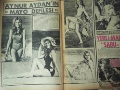 Pazar Haftalık Aktüalite Sinema Tiyatro Müzik ve Magazin Dergisi - 12 Mayıs 1972 - Sayı:816 - Aynur Aydan - Piraye Uzun - Türkan Şoray'ın ilkbahar valsi - Filiz Akın yılın sanatçısı ödülünü aldı - Filiz Akın - Tarık Akan - Aynur Aydan'ın ''Mayo Defilesi'' - Maria Montez - Tarık Tibet - Ülkü Özen - Sadettin Düzgün - Sevgi Can'ı kıyasıya dövdüler - Parla Şenol dünün çocuk yıldızı yuvaya dönüş yaptı - ALFA Banyo Köpüğü reklamı - Bir Çarpıda Yılmaz Köksal - Eva Bender vücut yarışını duyar duymaz ortaya çıktı - Emel Sayın'dan sonra şimdi de Neşe Karaböcek - Yeşilçam'da ısrar ediyor - Diana İplik Reklamı - Persil deterjan reklamı - Fikret Hakan hergün sahne provası yapıyor - Yüksel Birol - Mehmet Birol - Sevtap Çetinkale - Nesrin Gökkaya - Piraye Uzun güzel havayı görünce dayanamadı - Yeni burnu Leyla Başar'ın yıldızını parlattı fotoğraf ve haberi - Tam Takım Dergi