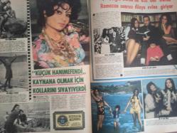 Pazar Haftalık Aktüalite Sinema Tiyatro Müzik ve Magazin Dergisi - 20 Ekim 1972 - Sayı:839 - Feri Cansel - Arzu Okay - Josephine Lemson tatlı bir melezdi - Sarışının aklı esmerin tadı - Güzel mi çirkin mi dersiniz? - Melek Görgün - Artist Adresleri - Persil Deterjan Reklamı - 'Zam' furyasına evet mi hayır mı - Özdemir Birsel - Muzaffer Arslan - Murat Köseoğlu - Hulki Saner - Nevzat Pesen - Türkan Şoray - Hülya Koçyiğit - Emel Sayın - Belgin Doruk - Aydın Gül - Belgin Doruk'un kızı Gül Doruk Ramazan sonrası dünya evine giriyor - Özdemir Birsel - Aydın Birsel - Sırrı Gültekin - Sadri Alışık - Gazanfer Özcan - Mine Mutlu - Deniz Erkanat - Artun Yeres - Nilgün Atılgan - Salih Güney - Feri Cansel'den şarkıcılık bu kadar fotoğraf ve haberi - Tam Takım Dergi