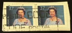 Kanada Pulu - Canada Stamp - Mektup Zarfından Kesilmiş / Postadan Geçmiş İkili Pul Filateli - KRALİÇE ELIZABETH - 37 PARA YABANCI PULLAR