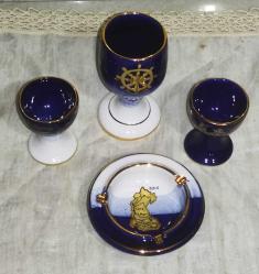 18139-MUHTEŞEM GÜZELLİKDE 4 PARÇA HAND MADE IN GREECE IN 24 K GOLD PORSELEN OBJE VE KÜLLÜK