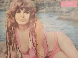 Pazar Haftalık Aktüalite Sinema Tiyatro Müzik ve Magazin Dergisi - 1974 Yılı - Sayı:984 - Nazan Şoray - Ahu Tuğba - TV'deki ''Aşkı Memnu''dan sonra Müjde Ar, Yeşilçam'da Memnu Aşkın kahramanı oldu - Salih Güney - Kadir İnanır - Mualla Omay - Şantöz Aylin - Doğan Bilge - Sevgi Can-  Zerrin Doğan - Tülin Elgin - Figen Han Dev Posteri - Esen Püsküllü - Ülkü Erakalın - Ayhan Işık - Selda Alkor - Sadri Alışık - Ajda Pekkan - Atacan Arseven - Yılmaz Köksal - Gülten Ceylan - Erol Büyükburç - Hulki Saner - Cüneyt Gökçer - Yücel Uçanoğlu - Murat Soydan - Engin Çağlar - Hulki Saner - Salih Güney - Nejat Saydam - Yıldırım Önal - Salih Güney - Cüneyt Arkın - Danyal Topatan - Sami Tunç - Cengiz Batuhan - Prenses Banu - Prenses Emel - Prenses Perihan - Özcan Özgür - Nazmi Özer - Ceyda KArahan - Ünsal Emre - Mine Mutlu - Yonca Yücel - Bahar Erdeniz - Nuri Sabuncu - Mesut Engin - Taner Şener fotoğraf ve haberi- Posterli Tam Takım Dergi