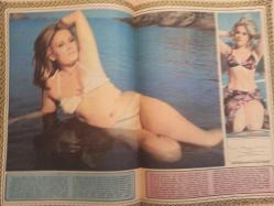 Pazar Haftalık Aktüalite Sinema Tiyatro Müzik ve Magazin Dergisi - 1974 Yılı - Sayı:984 - Nazan Şoray - Ahu Tuğba - TV'deki ''Aşkı Memnu''dan sonra Müjde Ar, Yeşilçam'da Memnu Aşkın kahramanı oldu - Salih Güney - Kadir İnanır - Mualla Omay - Şantöz Aylin - Doğan Bilge - Sevgi Can-  Zerrin Doğan - Tülin Elgin - Figen Han Dev Posteri - Esen Püsküllü - Ülkü Erakalın - Ayhan Işık - Selda Alkor - Sadri Alışık - Ajda Pekkan - Atacan Arseven - Yılmaz Köksal - Gülten Ceylan - Erol Büyükburç - Hulki Saner - Cüneyt Gökçer - Yücel Uçanoğlu - Murat Soydan - Engin Çağlar - Hulki Saner - Salih Güney - Nejat Saydam - Yıldırım Önal - Salih Güney - Cüneyt Arkın - Danyal Topatan - Sami Tunç - Cengiz Batuhan - Prenses Banu - Prenses Emel - Prenses Perihan - Özcan Özgür - Nazmi Özer - Ceyda KArahan - Ünsal Emre - Mine Mutlu - Yonca Yücel - Bahar Erdeniz - Nuri Sabuncu - Mesut Engin - Taner Şener fotoğraf ve haberi- Posterli Tam Takım Dergi