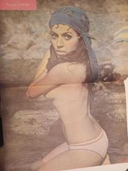 Pazar Haftalık Aktüalite Sinema Tiyatro Müzik ve Magazin Dergisi - 1974 Yılı - Sayı:981 - Meral Orhonsay - Aynur Akarsu - Senar Seven'in birisi resmi nişanlısı olmak üzere, iki sevgilisi var - Selen Batıkan İstanbul-Bursa mekik dokuyor - Serpil Örümcer - Berkant - Engin Işık - Seyyal Taner Dev Posteri - Yılmaz Köksal - Tevfik Fikret - Arzu Okay - Çetin İnanç - Eva Bender - Tunç Başaran - Ülkü Özen - Arzu Okay - Hale Soygazi - Ahmet Özhan - Yücel Uçanoğlu - Ayla Algan - Kartal Tibet - Fatma Belgen - Elif Pektaş - Ajda Pekkan - Tennur Solak - Ahmet Tarık Tekçe - Öztürk Serengil - Senih Orkan - Sevda Ferdağ fotoğraf ve haberi - Posterli Tam Takım Dergi