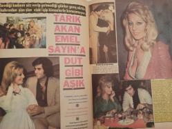 Pazar Haftalık Aktüalite Sinema Tiyatro Müzik ve Magazin Dergisi - 1974 Yılı - Sayı:980 - Arzu Okay - Senar Seven - Hülya Koçyiğit'in kızı da artist oldu - Gülşah Koçyiğit - Nil Burak - Cemil Şahbaz - Orhan Aksoy - Sami Hazinses - Selim Soydan - Cevat Kurtuluş - Funda Balcı - Emel Özden - Pakize Suda Dev Posteri - Ünlüler Albümü: Melek Görgün - Savaş Eşici - Çetin İnanç - İzzet Günay - Orhan Aykanat - Arif Keskiner - Aydemir Akbaş - Tufan Giray - Natuk Baytan - Tamer Yiğit - Cihangir Gaffari - Semih Evin - Gönül Hancı - Tamer Yiğit - Samim Meriç - Aytaç Arman - Yılmaz Duru - Silavana Mangona - Tarık Akan, Emel Sayın'a dut gibi aşık - Venüs Gibi Kadın - Seher Şeniz - Neriman Köksal - Nevzat Pesen - Orhan Günşiray - Göksel Arsoy - Feridun Kete fotoğraf ve haberi - Posterli Tam Takım Dergi
