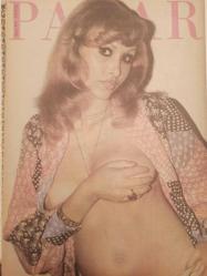 Pazar Haftalık Aktüalite Sinema Tiyatro Müzik ve Magazin Dergisi - 1974 Yılı - Sayı:979 - Mine Mutlu - Funda Balcı - Bir Düşüşün Öyküsü - Cüneyt Arkın - Zerrin Arbaş - Atıf Yılmaz - Gönül Tansel - Gülgün Erdem - Nazan Şoray - Sevtap Coşkun - Yonce Yücel - Prenses Banu - Feri Cansel - Perihan Ateş - Meral Zeren'e de artık Yeşilçam'da iş kalmadı - Yeşim Yükselen Dev Posteri - Ünlüler Albümü: Leyla Sayar - Sevda Ferdağ - Fatma Girik - Leyla Sayar - Selma Güneri - Sevil Candan - Muzaffer Tema - Zuhal Üstüntaş - Muhterem Nur - Süha Doğan - Orhan Günşiray - Ahmet Tarık Tekçe - Cenk Er - Turgut Demirağ - Ekrem Bora - Metin Erksan - Sadri Alışık - Şadan Kamil - Aynur Akarsu ''Tatlı Hayat''la iş hayatını birleştirdi - Temel Gürsu - Orçun Sonat - Ajda Pekkan - Aşk konusunda Nebahat Çehre beraberliklerine sadık kaldı - Yılmaz Güney - Zühal Üstüntaş - Gürel Ünlüsoy - Semiramis Pekkan - Göksel Arsoy - Yavuz Demir - Yılmaz Güney fotoğraf ve haberi - Posterli Tam Takım Dergi