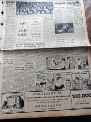Vatan Gazetesi - 27 Ekim 1955 - Ahmet Emin Yalman Köşe Yazısı - Genç Muş Demiryolu Açıldı - Örfi İdare Tebliği 29 30 Ekim Gecesi Sokağa Çıkılabilir - Malatya Suikasti Davası Yeniden Karara Bağlandı - Suudi Arabistan Uçaklarımıza Geniş Ve İniş İzni Vermedi - Katil Hikmet Küçük İdama Mahkum Oldu - Uludağ'a Kar Yağdı - Fırtınalı Gece Yazan Orhan Kemal Yazı Dizisi - Baruthane'de Kurulacak Şehrin Projeleri Hazırlandı - Üniversite 1 Kasım'da Açılacak - Komünist Çin Makao'yu Portekiz'den Almak İstiyor - Geçmişte Bugün Yazan Feridun Fazıl Tülbentçi Yazı Dizisi - İslam Tarihinde Düşünen Baş Hazreti Ali Yazan Abdülbaki Gölpınarlı Yazı Dizisi - Radyo'nun Onbeş Günde Bir Programları Nasıl Hazırlanır - Sonu Gelmeyen Yol Çeviren Burhan Arpad Yazı Dizisi - Diktatör Peron'un Saymakla Bitmeyen Rezaletleri - Radyo Bulmaca - Haftanın Ansiklopedisi - Fenerbahçe Dün İstanbulspor'a Berabere Kaldı - Cumhuriyet Kupası Futbol Maçları Fikstürü Çekildi - Beynelmilel Basketbol Turnuvası