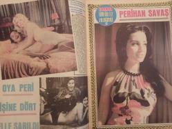 Pazar Haftalık Aktüalite Sinema Tiyatro Müzik ve Magazin Dergisi - 1974 Yılı - Sayı:969 - Seher Şeniz  - Neri Neril - Edwige Fenech - Ülkü Ülker 17 kilo vererek Yeşilçam'a döndü - Brigitte Bardot Havva Ana kılığında sizlerle buluşacak - Romalı Perihan eski defterleri karıştırıyor - Prens Bican - Arzu Okay - Mine Mutlu - Oya Peri işine dört elle sarıldı - İlhan Daner - Aynur Akarsu - Ünlüler Albümü: Perihan Savaş - Hüseyin Zan - Temel Gürsu - Aytaç Arman - Ceyda Karahan - Sezer İnanoğlu - Süreyya Duru - Halit Refiğ - Ünsal Emre - Nejat Saydam - Murat Ertan - Oya PEri - İlhan Daner - Serdar Gökhan evine yerleşmek isteyen Mualla Omay'ı zorla savabildi - Muhterem Nur, Efgan Efekan'a dut gibi aşık olmuştu -  Nazan Ece - Serdar Gökhan - Muhterem Nur - Efgan Efekan - Deniz Erkanat - Çolpan İlhan - Semra Yıldız - OYa Peri - Sabina - Gülsüm Kamu - Erdem Buri - İsmet Ay - Dario Moreno - Kutsi Beğdeş - Benli Belkıs fotoğraf ve haberi - Tam Takım Dergi