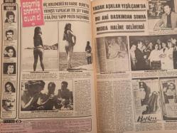 Pazar Haftalık Aktüalite Sinema Tiyatro Müzik ve Magazin Dergisi - 1974 Yılı - Sayı:966 - Seyyal Taner - Prenses Banu - Romina Yeşilçam'a yerleşti - Ayhan Işık - Sadri Alışık - Ahu Doğan - Emel Sayın tam dört kez çocuk aldırmış - Çıplaklıkta Seher Şeniz ve Anuşka'yı geçen yok - Ünlüler Albümü: Göksel Arsoy - Ülkü Erakalın - Hülya Koçyiğit - Belgin Doruk - Hüseyin Baradan - Faik Coşkun - Vahi Öz - Nevzat Okçugil - Necdet Tosun - Göksel Arsoy - Nevzat Pesen - Hulki Saner - Gönül Yazar - Memduh Ün - Bülent Oran - Göksel Arsoy - Sırrı Gültekin - Melek görgün: ''Ben baharı işte böyle karşılarım'' diyor - Tanju Korel - Ahmet Arkan - Sevgi Sun - Sermet Serdengeçti - Fatma Belgen - Hayati Sönmez - Nilüfer Aydan - Yılmaz duru - Memduh Ün - Halit Refiğ - Fatma Girik - Reha Yurdakul - Yılmaz Duru - Nilüfer Aydan, Halit Refiğ aşkı baskınla son buldu - Nuray Uslu - Nebahat Çehre - Muhterem Nur fotoğraf ve haberi - Tam Takım Dergi
