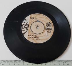 BİRİCİK AŞK BENCE SEN DEMEKTİR-DERMANSIN GEL 45'LİK PLAK NOSTALJİ  ORİJİNAL NADİRDİR