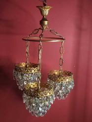 14637-MUHTEŞEM GÜZELLİKDE ANTİKA PİRİNÇ 3 LÜ SARKIT AVİZE