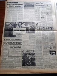 Vatan Gazetesi - 5 Aralık 1954 - Askerliğimizde Spor Yazan Ahmet Emin Yalman Köşe Yazısı - Yeni Kar Hadleri Kararı Yürürlüğe Girdi - Müslüman Kardeşler'in Liderlerinden Hudeybi Ve Aptüllatif İdama Mahkum Edildi - İsmet İnönü Bedii Faik'i Cezaevinde Ziyaret Etti - Kapalıçarşı Yangını Sebebi Anlaşıldı - Sineması Muhallebici Ve Dolmuşlara Zam Yapıldı - İzmir'de Şekersizlik Had Bir Safhada - Otomobil Sevdası Yazan İsmail Ateş Yazı Dizisi - İstanbul Kız Lisesi'nin Açılışı Geri Kaldı - Adnan Menderes Winston Churchill'i Tebrik Etti - Papa Halka Hitap Edecek - Dün Gece Yapılan Basketbol Karşılaşmaları - Fenerbahçe Galatasaray maçı - Beyşehir'de Linyit Damarları Bulundu - Sultan İkinci Abdülhamid'in Selanik'e Götürülmesi - Osmanlı Tarihinden Sayfalar Yazan Feridun Fazıl Tülbentçi Yazı Dizisi - Kleopatra Yazan Emil Ludwig Yazı Dizisi - Siperler İçin Mi Tanklar İçin Mi Milyonlar Harcanmalı - Sir Julius Levy'nin Yükselişi Yazan Daphne Du Maurier Yazı Dizisi - Gilda Mücevher - Gripin - Radyo