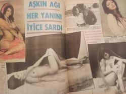 Pazar Haftalık Aktüalite Sinema Tiyatro Müzik ve Magazin Dergisi - 1974 Yılı - Sayı:948 - Meral Orhonsay - Figen Han - Lübnanlı erkek güzeli Herkül bir Türk artistine aşık oldu - Muhammet Mevla - Tuba Çetin - Yeşim Soydan - Silvana Bedrahan - Bahar Erdeniz - Piraye Uzun - Türkan Şoray - Sevgi Can - Oya Peri - Mualla Sürer - Serpil Örümcer - Berkant - Nazan Ece - Sezer Güvenirgil - Tunç Oral - Esen Püsküllü - Yücel Uçanoğlu - Türkan Şoray - Rüçhan Adlı - Fatma Girik - Memduh Ün - Gönül Tansel - Yusuf Sezgin - Ünlüler Albümü: Ayhan Işık - Ayhan Işık - Tunç Başaran - Ülkü Erakalın - Ceylan Ece - Halit Refiğ - Memduh Ün - Sezer Sein - Devlet Devrim - Meral Orhonsay - Christa Neil - Erica Blanche - Safa Önal - Selda Alkor - Nuri Ergün - Gülistan Güzey - Tarık Tekçe - Nedret Güvenç - Nevin Aypar - Ayla Karaca - Gönül Tansel - Yusuf Sezgin - Melek Görgün - Cengiz Ulgen - Seher Şeniz - Sevim Çağlayan fotoğraf ve haberi - Tam Takım Dergi