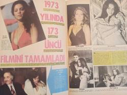 Pazar Haftalık Aktüalite Sinema Tiyatro Müzik ve Magazin Dergisi - 26 Ocak 1973 - Sayı:853 - Piraye Uzun - Anuşka - Filiz Akın 1973 - Nalan Çöl ''Yeşilçam'' için İzmir'i de aşkını da terk etti - Seren Serengil - Öztürk Serengil  - Berker İnanoğlu - Fahrettin Aslan - Ümit Utku - Behiye Aksoy - Orhan Elmas - Berker İnanoğlu'nun eski eşi Aysel Mirsim - Murat Soydan - Filiz Akın - Feri Cansel kararlı - Türkan Şoray - Rüçhan Adlı - Murat Soydan  - Fatma Girik - Memduh Ün - Halit Refiğ - Ayhan Işık - Seyyal Taner için tek parola... - Ünsal Emre - Ülkü Özen - Ülkü Ülker - Yeşim Yükselen - Yılmaz Köksal - Yalçın Gülhan - Figen Han küpünü iyice doldurdu fotoğraf ve haberi - Tam Takım Dergi