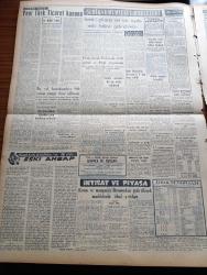 Vatan Gazetesi - 16 Şubat 1957 - Ahmet Emin Yalman Köşe Yazısı - Rus Dışişleri Vekilliğine A. Gromiko Tayin Edildi - İşletmeler Vekili Samed Ağaoğlu Hayat Pahalı Değildir Dedi - Cumhuriyetçi Parti Kuruldu - 1934 Doğumlu Erler Mart'ta Terhis Ediliyor - Profesör Erick Frank'ın Cenazesi Rumelihisarında Türk Kabristanına Gömüldü - 58 Macar Mültecisi De Bugün Gelecek - Turgut Reis'in Mezarı Libya'da Kalacak - Amerika 50 Milyon Dolarlık Yatırım Yapacak - Eski Ahbap Reşat Nuri Güntekin'in İlk Eseri Yazı Dizisi - Yeni Türk Ticaret Kanunu Yazan Doktor Nihat Türel - 1956 Yılında Türkiye'de 1510 Gazete Ve Dergi Yayınlandı - Bursa'da Rock And Roll Festivali Tertiplendi - Skoda Otobüslerinin %30'nun Bozuk Olduğu İddia Ediliyor - Çanakkale Türk'ün Kahramanlık Destanı Yazan Alan Moorehead Yazı Dizisi - Hoş Memo Karikatür - Haftanın Filmleri Yazan Salah Birsel - ev Kadın Moda - Tek Seçici Eşfak Aykaç Dün Milli Takımı Açıkladı - Galatasaray Modayı Güçlükle Yendi - Amerika Ordu Karması Adana'ya Vardı