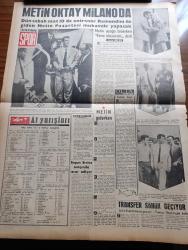 Vatan Gazetesi - 8 Temmuz 1961 - Anayasa Yarın Halk Oyuna Sunulacak - Devlet Başkanı Cemal Gürsel'e Göre Seçimi Ekim'de Yapmak Faydalı - Millet Partisi Başkanı Fahri Belen - Metin Toker Son Havadis'i Dava Etti - Vefat Eden Ermeni Patriği Haçaduryan Toprağa Verildi - Bulgar Balıkçıları Dün Serbest Bırakıldı - İstanbul Ermeni Patrikliği Ve Eçmiyazin Katolikosu Yazan Nizamettin Nazif Tepedenlioğlu - Kemal Tahir'in Romanı Yorgun Savaşçı Yazı Dizisi - İstanbul'da Beş Kabadayı Daha Bugün Şehir Dışına Çıkarılacak - Dansöz Kraliçesi Aysel Tanju'ya Göre Aşk Yok Alışkanlık Var - Turizm Ve Sanat Yazan Necati Cumalı - Milli Piyango Dün Çekildi - Atatürk Üniversitesinde İhtilaf - Celal Sılay Ölen Yazar Ernest Hemingway'ı Edebiyat Bakımından Ele Alınıyor - Berlin Film Festivali - Ton Ton Agah Çizgi Roman Sade Yalçın - Stiv Roper Çizen Saundes Ve Overgard - Metin Oktay Milano'da - Kral Metin Oktay'ın Veda Konuşması - Kral Metin Oktay Ve Karıncaezmez Şevki Fotoğraf - At Yarışları - Selim Soydan Fenere