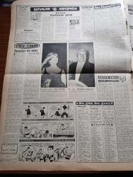 Vatan Gazetesi - 15 Aralık 1959 - Geyikli Olayı Sanığı 15 Demokrat Partili Yargılandı - Esir Şehrin Mahpusu Yazan Kemal Tahir Yazı Dizisi - Doktor Fazıl Küçük Makarios'u Makamında Tebrik Etti - 1000 Lastik İşçisi Daha Açıkta Kaldı - Amerika Cumhurbaşkanı Eisenhower Dün İran Şahı Ve Yunan Kralı İle Görüştü - Doktor Lütfi Kırdar Moskova'da Konuştu - İki Randevu Evi Daha Basıldı - Yobaz Düşmanı Mevlana Yazan Behçet Kemal Çağlar - Sakallı İhtilalciler Memleketinde Yazan Orhan Karaveli Yazı Dizisi - Fidel Castro'yu Küba Halkı Seviyor - Hoş Memo Karikatür - Politika Ve Ötesi Yazan Sadun Tanju - Fikir Ve Sanat Yazan Sermet Sami Uysal - Tonton Agah Çizgi Roman Sade Yalçın - Stiv Roper Çizen Saundes Ve Waggon - Lüp Lüp Amca Çizgi Roman Rip - Bir Genç Yıldız Kim Novak - Bir Usta Charlie Chaplin - Ben Kimim Yazan Theresa Charles Yazı Dizisi - Piyale Makarnası - Opon Ağrı Kesici - Mithatpaşa Stadında Fenerbahçe Galatasaray Maçı - Lefter Küçükandonyadis - Basri Dirimlili - Milli Lig'de Bu Hafta