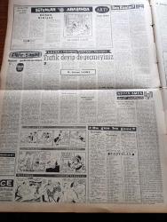 Vatan Gazetesi - 10 Aralık 1959 - Demokrat Parti Meclis Grubu Bugün Toplanıyor - CHP Genel Sekreteri İsmail Rüştü Aksal Dün Samsun'da Adnan Menderes'e Cevap Verdi - Amerikan Başkanı Eisenhower Önce Kabile Oradan Da Delhi'ye Gitti - Sağlık Bakanı Lütfi Kırdar Rusya'ya Gitti - Emekli Aylıkları İle İlgili Teklif - Bediüzzaman Saidi Nursi Mevlana Türbesini Ziyaret Etti - Şikayet Kervanı Üyeleri - Duru Göl Yazan İlhan Tarus Yazı Dizisi - 84 Doktor Gece Nöbeti Tutmayı Kabul Etti - Ben Artık Farah Diba Değilim Hayatım Tamamen Şaha Aittir - Yörük Mutfak Margarini - Politika Ve Ötesi Yazan Sadun Tanju - Ben Kimim Yazan Theresa Charles Yazı Dizisi - Fikir Sanat Yazan Yaşar Yeniçeli - Lüp Lüp Amca Çizgi Roman - Tonton Agah Çizgi Roman Sade Yalçın - Stiv Roper Çizen Saundes Ve Waggon - Fenerbahçe Nice Maçının Yeri Bugün Belli Oluyor - Fenerbahçeli Seracettin'e Bir Ay Müsabaka Yok - Galatasaray Bu Sabah İzmir'e Gidiyor - Feriköy Vefa'yı da Dize Getirdi - Finlandiya Roma Olimpiyatlarına Katılacak