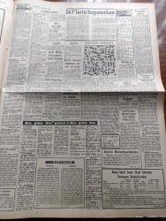 Vatan Gazetesi - 15 Nisan 1962 - Yılanların Öcü Filmi Tam Sayfa İlanı - Şevket Süreyya Aydemir Köşe Yazısı - Subaylara Af Tasarısı Bugün Hafta Mecliste - Genelkurmay Başkanı Cevdet Sunay Ve Kuvvet Kumandanları Kütahyaya Gitti - Devlet Bakanı Nihat Su Tek Başına Siyasi Af Huzur Getirmez Dedi - 147'ler İşi Kapanırken Yazan Haldun Taner - Filmciler Sansüre Cephe Aldı - Elektriğe De Zam Yapılacak - Çağlayanlı Vadi Yazan Mustafa Necati Sepetçioğlu Yazı Dizisi - 1747'den Günümüze Kadar Ordu Ve Politika Yazan Nizamettin Nazif Tepedenlioğlu Yazı Dizisi - Oscar'ı Kazanması Onu Yeni Bir İnsan Yaptı Sophia Loren - Kuzeyli İlahe Anita Ekberg - Chapman Raporu Yazan İrving Wallas Yazı Dizisi - Alain Resnais'in Dünyası - Meşrutiyet Kıraathanesi Yazan Rıfat Ilgaz - Fikret Hakan - Kadir Savun - Ali Şen - Fakir Baykurt - Müzik Yalçın Tura - Aliye Rona - Fenerbahçe Karşıyaka'yı Eze Eze Yendi - İstanbulspor Altay'ı Açık Farkla Mağlup Etti - Spor Toto'da 34. Hafta Hasılatı - PTT Takımı Feriköy'ü Yendi