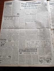 Vatan Gazetesi - 16 Mart 1961 - Ekrem Alican Seçim Tarihi İçin Teklifini Dün Açıkladı 27 Ekim - Adnan Menderes Beraat Talebinde Bulundu - Avukat Burhan Apaydın Dün Tahliye Edildi - Talat Paşa Anıldı - Rektörler Dün Fahri Özdilek'le Görüştü - Kerkük Olayında 3 Türk Öldürüldü - Meclis Bahçesinde Patlatılan Dinamit Olayı İnceleniyor - Aziz Nesin'in Romanı Kağnı Gölgesindeki İt Yazı Dizisi - 16 Mart Şehitleri Bugün Törenle Anılacak - Muhtaç Asker Ailelerine Yardım - Salazar 20. Asırda Derebeylik Sürmek İstiyor - Emil Galip Sandalcı Köşe Yazısı - Hoş Memo Karikatür - Oktay Akbal Köşe Yazısı - Bütün Amerikan Kuvvetlerine Alarm Verildi - Şehir Tiyatrosunda Tarla Kuşu İsimli Piyesin Temsili Ekim Başlandı - Fikir Ve Sanat - Taş Devri Çizen Mıstık - Stiv Roper Çizen Saundes Ve Overgard - Tonton Agah Çizgi Roman Sade Yalçın - Dünya Rekoru Kıran A. Harry Geliyor - Meşhur Kelle İbrahim Eğlenmek İstiyor - Galatasaray Beşiktaş Maçı Bilet Fiyatları - Adnan Menderes Beraat Talebinde Bulundu