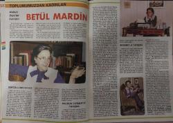 AK KADIN DERGİSİ-AK-KADIN-DERGİ-AKBANK-ARMAĞAN-SAYI:10-KAPAK-FOTOĞRAF-RÖPORTAJ-1985 YAZ MODASI-MANKEN-DENİZ GİRGİN-YUVARLAK MASADA KADIN KADINA-NÜFUS PLANLAMASI-AİLE VE ÇOCUK-OKUL TATİLİ BAŞLADI-TURIZM'85-KEKOVA-BİR DOĞA MUCİZESİ-SALİH'İN YERİ-KALE KÖYÜ-ÜNLÜ-TERZİ-LÜTFİYE ARIBAL-GÜNEŞTEN KORUNUN-SICAK AYLARDA BARZAK BOZUKLUKLUKLARI-YAZ GELDİ-FAZLA KİLOLARI ATALIM-GÜZELLİK KÖŞESİ-MEYVE VE SEBZE MASKELERİ-MAYONUZU SEÇERKEN-DENİZ KENARINDA-GECE GÜNDÜZ-BETÜL MARDİN-HALKLA İLİŞKİLER UZMANI-TOPLUMUMUZDA KADINLAR-ŞÜKRİYE IŞIK-VİTRAY USTASI-BOYUMUZ UZUYOR-TİYATRO SOHBETLERİ-NECDET MAHFİ AYRAL-ULUSLAR ARASI İSTANBUL FESTİVALİ-NEW YORK FİLARMONI ORKESTRASI-MERCE CUNNINGHAM DANS TOPLULUĞU-DOMATES-FIRINDA MANTARLI PATLICAN-ELMALI TURTA-BİR İLKBAHAR  ESİNTİSİ-AYLA ERYÜKSEL'DEN YAZ MODELLERİ-GENÇLİK YILI KONFERANSLARI-TÜRKAN PİRİNÇÇİOĞLU-RESİM SERGİSİ-GÜLSEREN MONTGOMERY-EKİN NAYIR-KİTAPLARIN DİLİ-ÇİÇEK BAHÇESİ