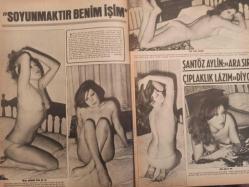 Pazar Haftalık Aktüalite Sinema Tiyatro Müzik ve Magazin Dergisi - 22 Şubat 1974 - Sayı:909 - Feri Cansel - Sevinç Pekin - Türk sinemasında on yıl - Lütfi Ömer Akad - Metin Erksan - Yılmaz Güney - Atıf Yılmaz - Memduh Ün - Ertem Göreç - Osman Faruk Seden - Halit Refiğ - Duygu Sağıroğlu - Bilge Olgaç - Orhan Elmas - Feyzi Tuna - Zeki Ökten - Safa Önal - Ertem Eğilmez - şantöz Aylin ''Ara sıra çıplaklık lazım'' diyor - Şerif Gören ve Yılmaz Koç adındaki asistan Kadir İnanır'la kavga ettikten sonra Gerede'yi terk ettiler - Türkan Şoray - Mine Mutlu - Muzaffer Özpınar - Mine Mutlu - Monica Papetti - Ceyhan Cem Dev Posteri - Prenses Banu - Salih Güney Dosyası - Tugay Toksöz - İpek Güney - Haydar Dümen - Oya Peri: ''Öldüm öldüm, dirildim'' - Yeşim Yükselen, Gamze Öz'ün eski eşiyle evleniyor - Erdinç Öz - Uludağ'da Feri Cansel'in ateşine kar dayanmadı fotoğraf ve haberi - Posterli Tam Takım Dergi