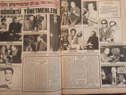 Pazar Haftalık Aktüalite Sinema Tiyatro Müzik ve Magazin Dergisi - 8 Mart 1974 - Sayı:911 - Emel Özden - Yeşim Yükselen - Gani Turanlı - Enver Burçkin - Cezmi Ar - Çetin Gürtop - Nejat Okçugil - Ali Uğur - Kriton İlyadis - Memduh Yükman - Cengiz Tacer - Orhan Çağman - Melih Sertesen - Orhan Kapkı - Mustafa Yılmaz - Zeynep Aksu'ya benziyor - Senar Seven - Gönül Hancı - Yıllardan beri Müşfik Kenter'e olan aşkım bitmedi - Sevinç Pekin - Ursula Andress - Mine Mutlu - Birsen Ayda Dev Posteri - Melek Görgün - Mitzy Frizy, Yücel Uçanoğlu - Tamer Yiğit - Yıldırım Önal - Ayşen Cansev - Atıf Kaptan - Yılmaz Gruda - Hüseyin Zan - Uğur Salman - Tarık Şimşek - Oksal Pekmezoğlu - Nebahat Çehre - Mine Mutlu - Fatma Belgen - Seyyal Taner - Sermet Serdengeçti - Münir Özkul - Gönül Tansel - Gülten Ceylan - Mürüvvet Sim - Zeki Alasya - Osman Alyanak - Feridun Çölgeçen - Senar Seven - Cevat Kurtuluş - Göksel Arsoy - Sevim Tuna - Sevda Ferdağ - ''Ankara Rüzgarı''- Posterli Tam Takım Dergi